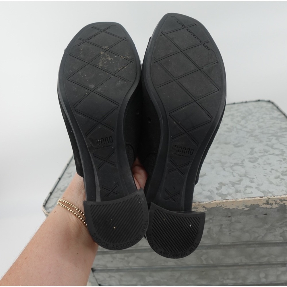 Munro American Womens Black Suede Perforated Block Heel Slide Sandals Size 8 M - Picture 7 of 7